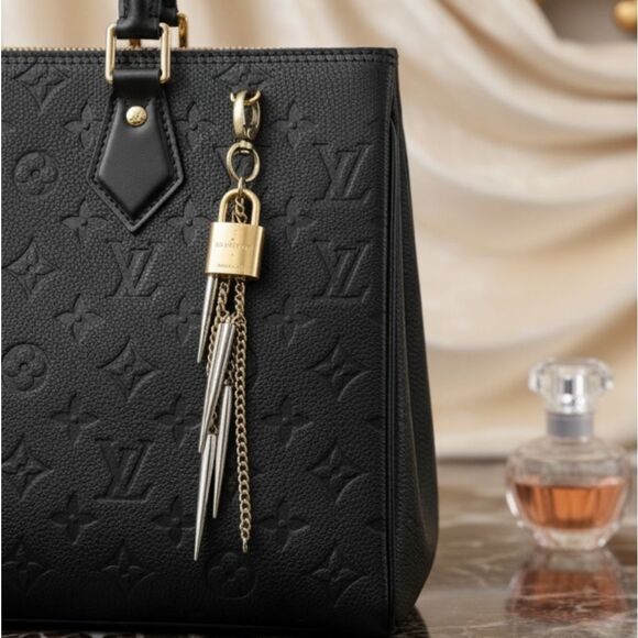 Louis Vuitton Lock #302 Purse Charm - Picture 1 of 7